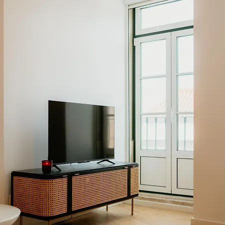 Mary Pink - No 2a - Gorgeous Two-bedroom Lisboa